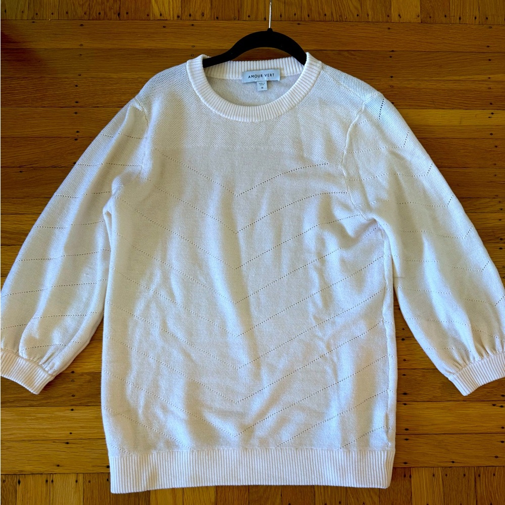 Amour Vert Pullover Sweater